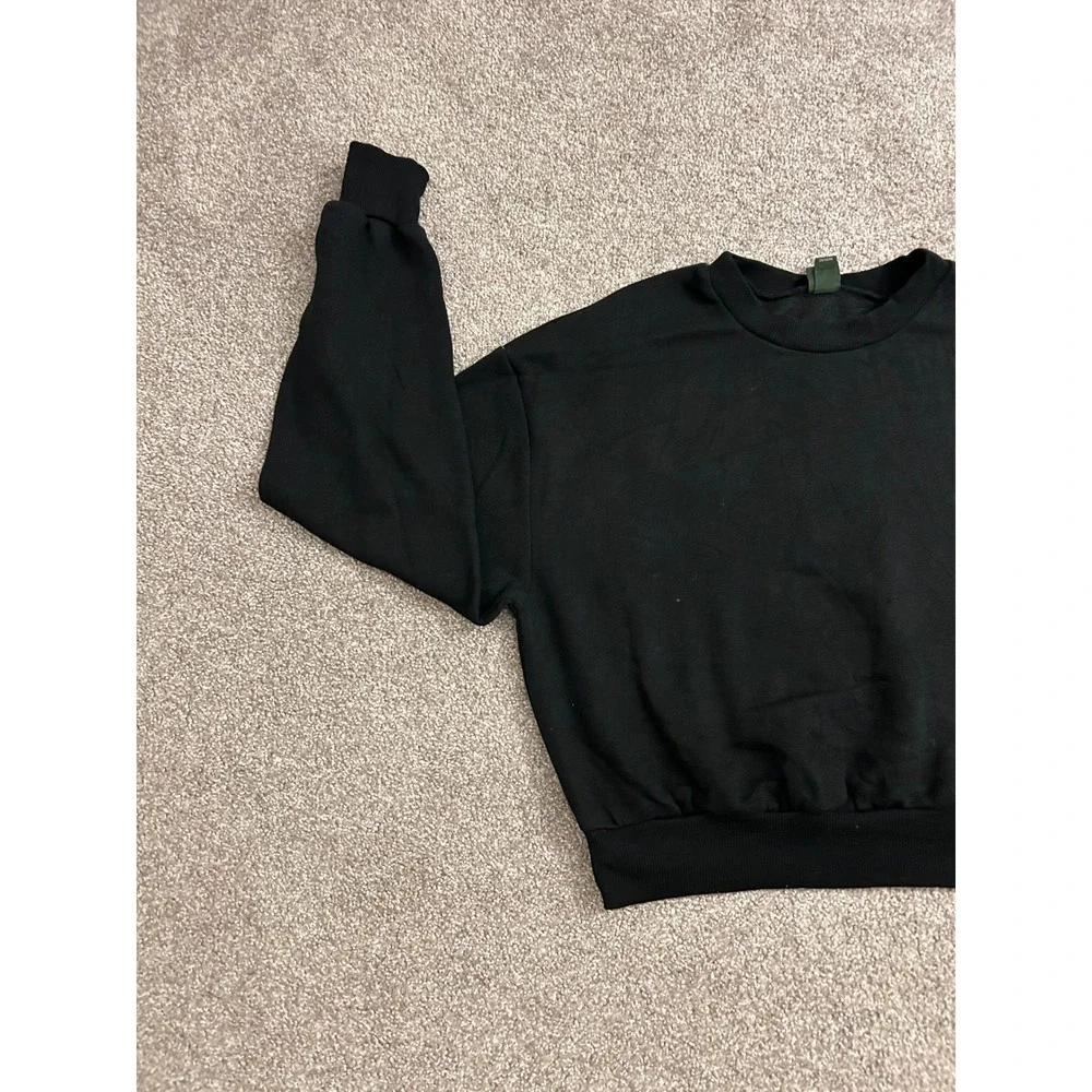 VTG Wild Fable Sweatshirt Womens Medium Black Excellent Cropped Fleece Pullover - Picture 2 of 10